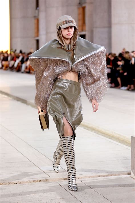 louis vuitton runway 2023.